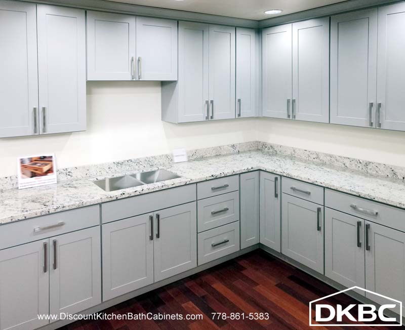 Silver Gray Shaker Maple Kitchen Cabinets G42 | DKBC-Discount Kitchen ...