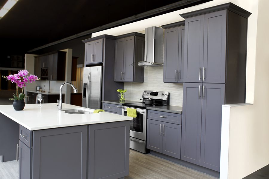 Deluxe Gray Shaker Kitchen Cabinets P42 | DKBC-Discount Kitchen & Bath Cabinets