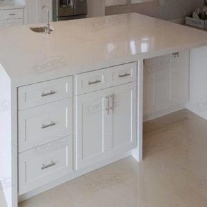 Q10-Solid wood shaker white cabinet