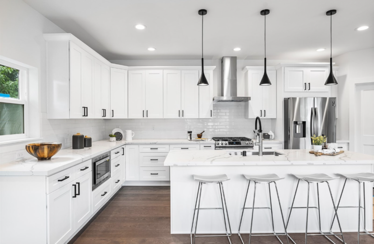Cottage White Shaker Kitchen Cabinets S10 - DKBC-Discount Kitchen ...