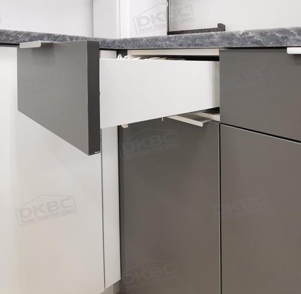 Flat Gray Matt Kitchen Cabinets Q22 - Image 3