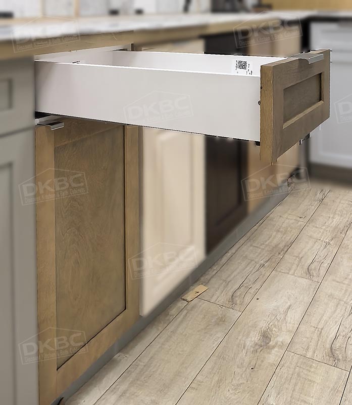 Q17 Toffee Shaker Solid Wood Kitchen Cabinets (Frameless) - Image 3